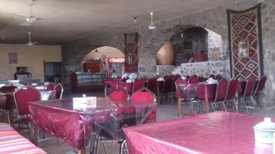 Trajan Guest House Al-Mughayer Exterior photo